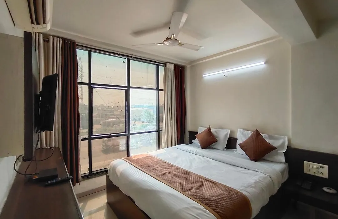 Hotel Palm Residency-1